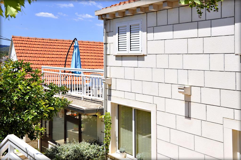 Apartment Barbaresko Lumbarda